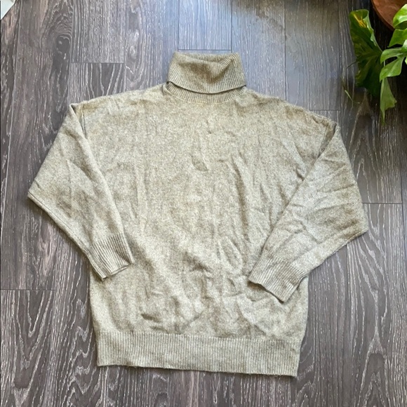 Zara Sweaters - Zara turtleneck sweater dress size S